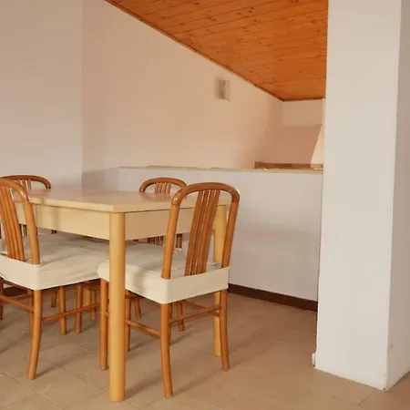 Apartament Family With Large Terrace Close To The Airport *